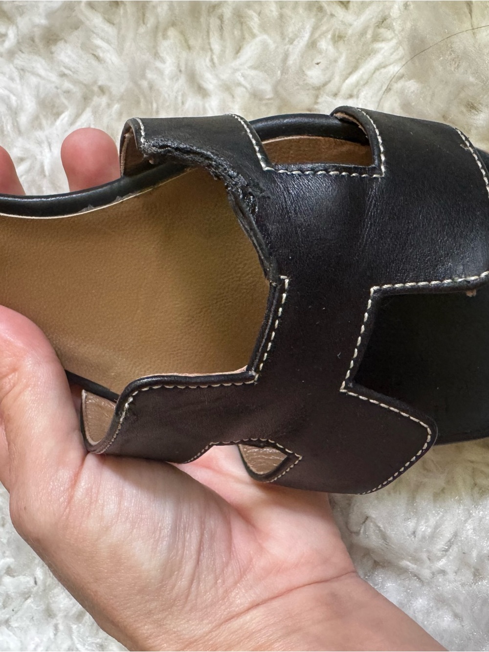 Black Hermes Oasis Sandal - READ DESCRIPTION - Picture 5 of 8